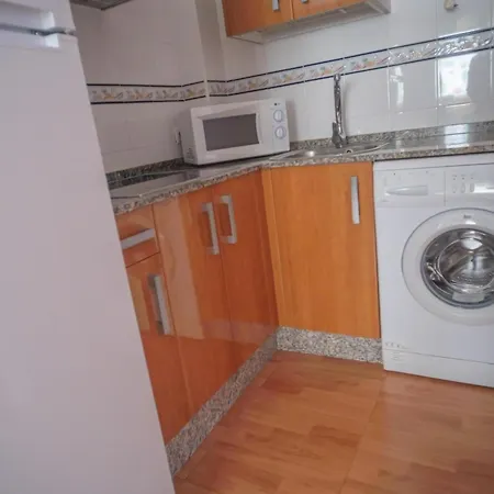 Apartamento Tranquilo En Conil Con Facil Aparcamiento Y Cerca De La Playa - Es-180-34