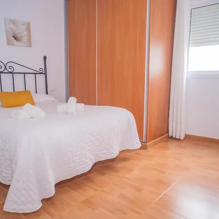 Apartment Apartamento Tranquilo En Conil Con Facil Aparcamiento Y Cerca De La Playa - Es-180-34 *